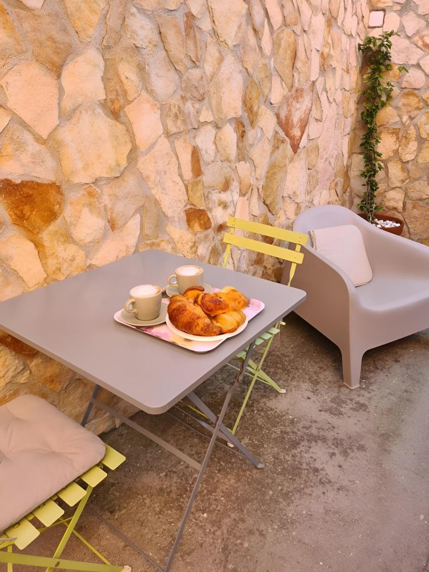 Sonnino B&B プロチーダ 部屋 写真